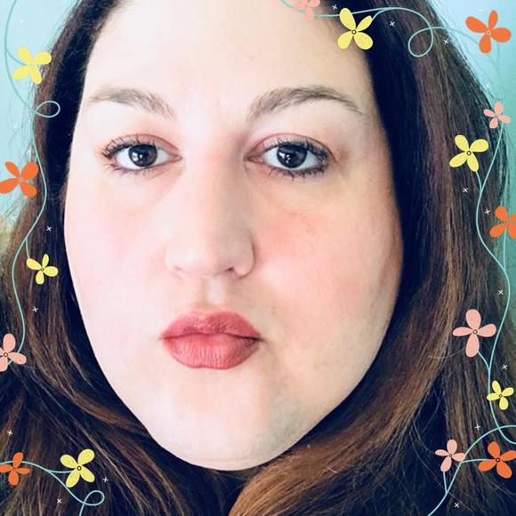 Meet your Posher, Melissa - Picture 1 of 1